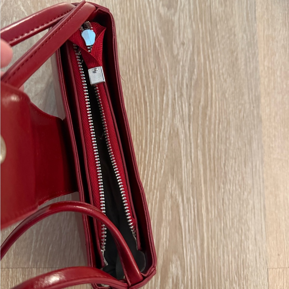 Princess Polly Red Purse - Picture 3 of 7